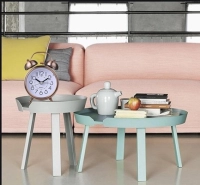 Reloj Despertador con Luz Nocturna, metalico, 9 x 5.6 x 12.5 cmts