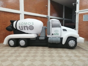 Dummy Inflable Estatico diseño Camion Mezclador