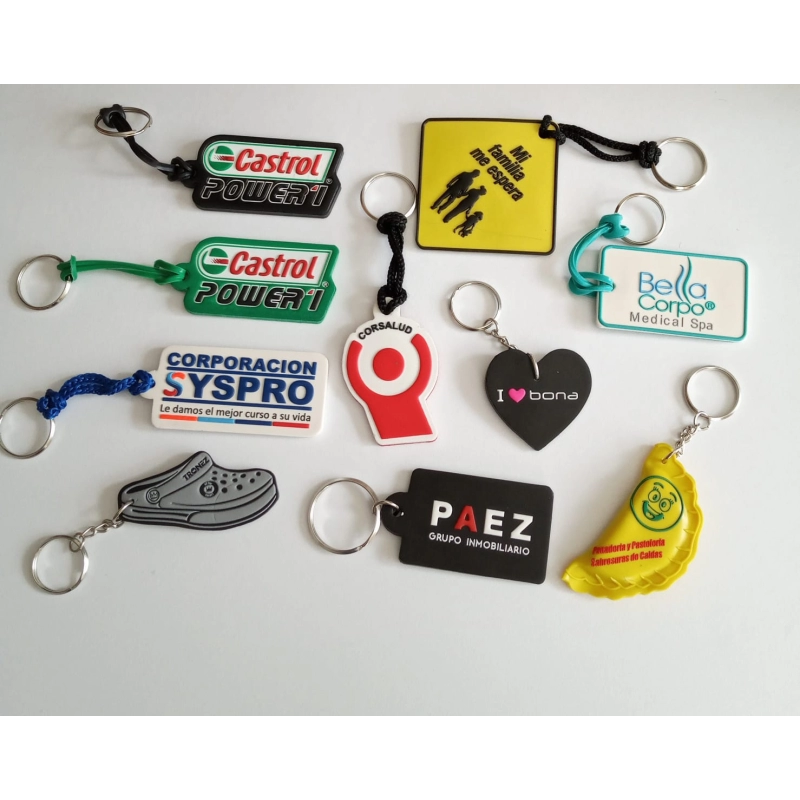 Llavero Microinyectado, con logo en alto relieve