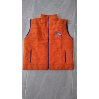 Chaleco Abullonado Buffalo, en tela antifluidos, con forro interno y guata