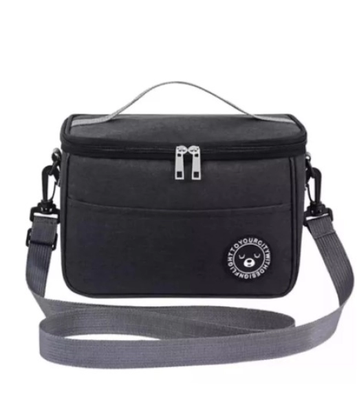 Lonchera Macedonia, en lona con forro aluminizado, 23 x 20 x 13 cmts