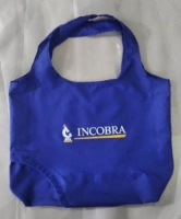 Bolso Recogible Bali que se guarda en su bolsillo, en lona, 38 x 45 x 10 cmts,