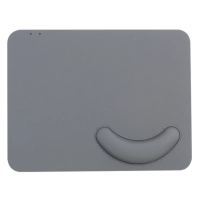 Mouse Pad con Cargador Inalámbrico y reposa muñecas, en Imitacion cuero, 10W