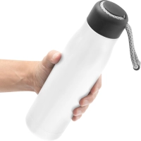 Botella Doble Pared en Acero, de 500 ml, con manija, de 25.5 x 7 cmts,