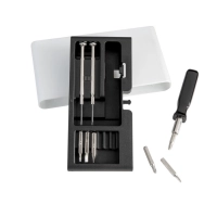 Set de 3 Destornilladores con multiples puntas, caja de 7.3 x 13.7 x 2.1 cm