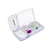 Pastillero Organizador con corta pastillas, medida 12 x 6.3 x 1.8 cmts