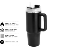 Mug de 880 ml doble pared, en polipropileno y acero, 8.8 x 24 cmts