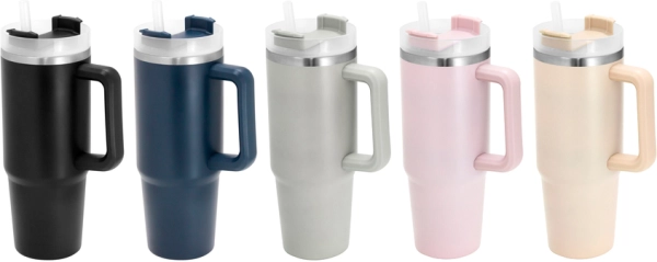 Mug de 880 ml doble pared, en polipropileno y acero, 8.8 x 24 cmts
