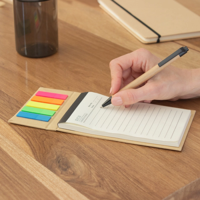 Libreta kit con multiples funciones, tamaño 15.5 x 10.5 cerrado