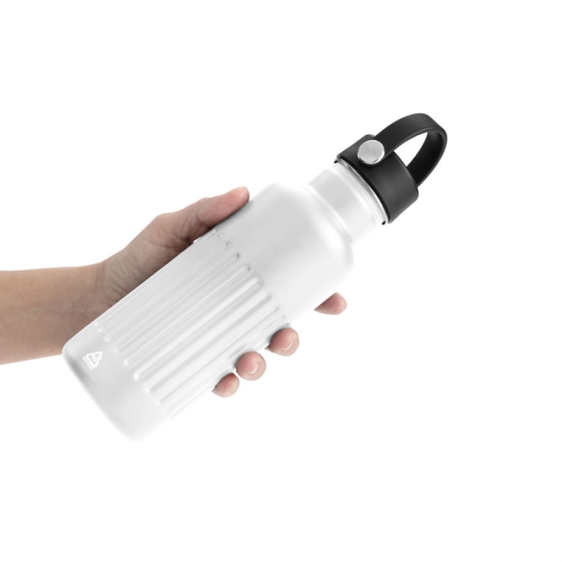 Botella Doble Pared de 500 ml en acero, de 7.5 x 22.5 cmts