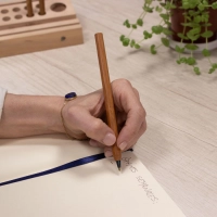Boligrafo de bambu y punta plastica