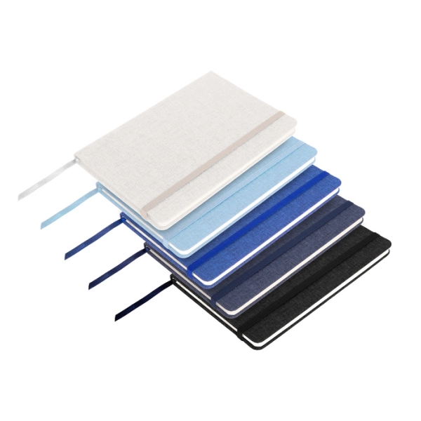 Libreta en Carton cubierta de RPET 300D, con 80 hojas, 14 x 21 x 1.5 cmts