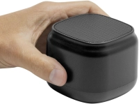 Parlante BT de 3W, 800 mAh, tamaño 7 x 7 x 5.8 cmts, en caja