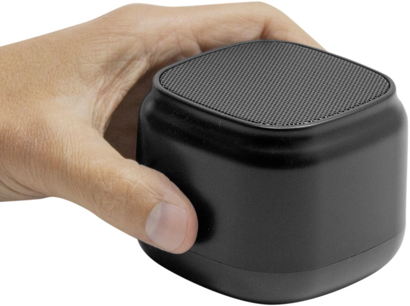 Parlante BT de 3W, 800 mAh, tamaño 7 x 7 x 5.8 cmts, en caja