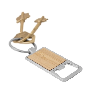 Llavero Destapador Metalico, barnizado bambu, 6 x 3.2 x 3.5 cmts en caja