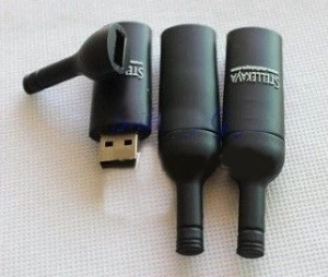 Memoria USB en PVC 3D diseño Botella de Licor