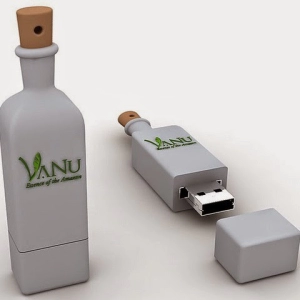 Memoria USB en PVC 2D diseño Botella de Licor