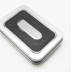 Caja Pequeña de Aluminio con Ventana para empaque de USB