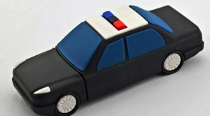 Memoria USB en PVC 3D diseño Carro de Policia