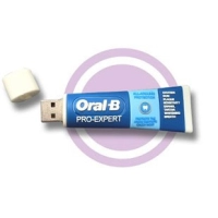 Memoria USB en PVC 3D diseño Crema Dental
