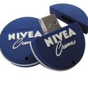Memoria USB en PVC 2D diseño Crema Nivea