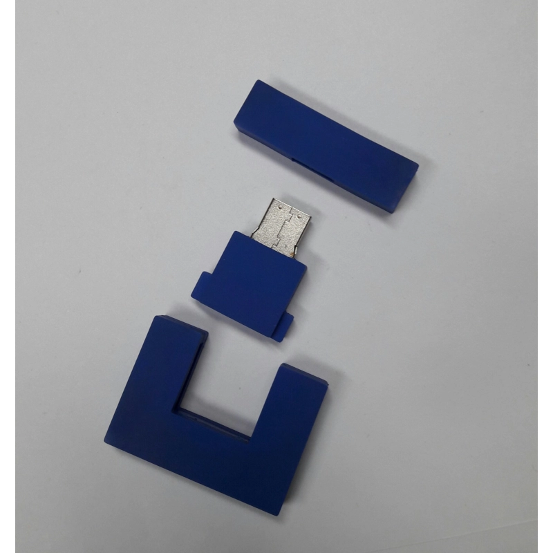 Memoria USB en PVC 2D diseño Letra U