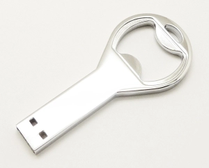 Memoria USB metalica diseño Llave con destapador
