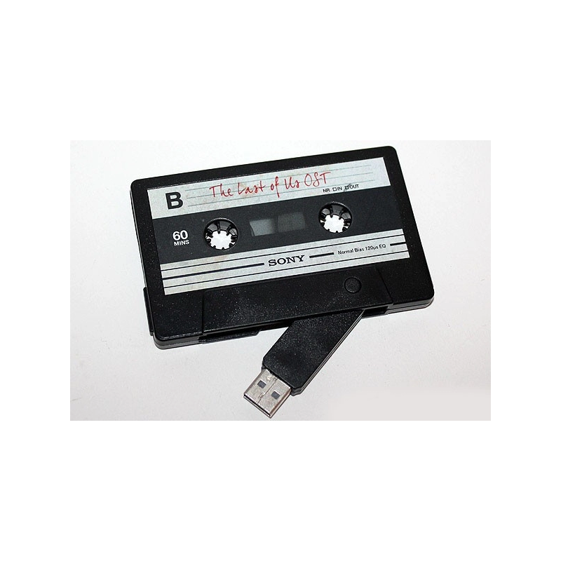 Memoria USB plastica en forma de cassette