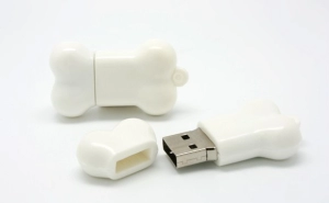 Memoria USB en PVC 2D diseño Hueso