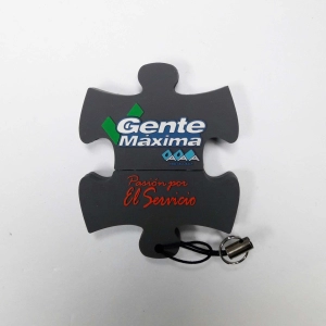 Memoria USB en PVC 2D diseño logo AAA Gente Maxima
