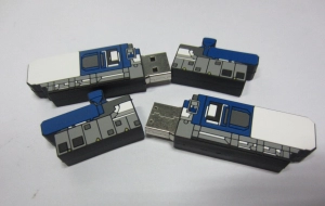 Memoria USB en PVC 2D diseño Maquina Inyectora