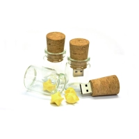 Memoria USB en madera en forma de Corcho con botella de vidrio