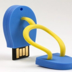 Memoria USB PVC 3D diseño Chancleta Playera