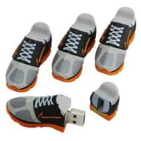 Memoria USB PVC 3D diseño Zapato Escolar
