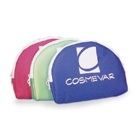 Cosmetiquera Casablanca, en poliester, 19x15x3 cmt, espuma y forro interno.