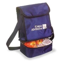 Lonchera Atalanta, 18 x 26 x 13 cmts, doble bolsillo, forro y espuma abajo