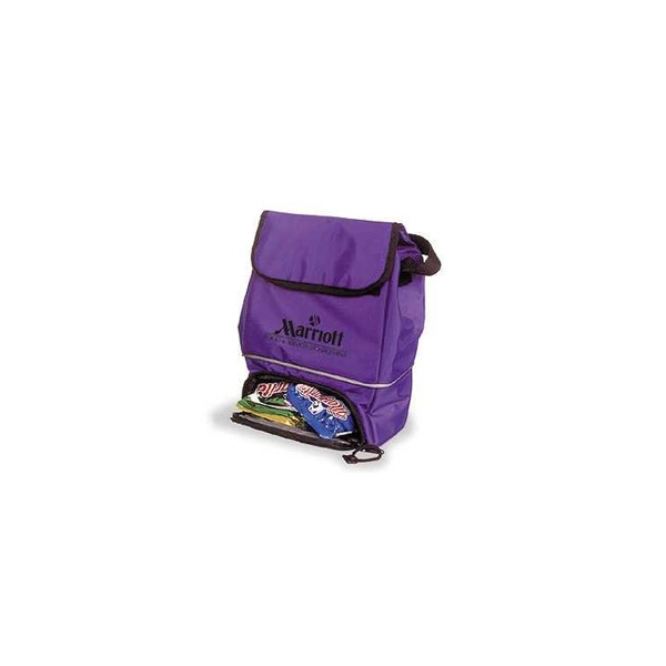 Lonchera Serengetti, 21 x 28 x 13 cmts, doble bolsillo, abajo forro y espuma